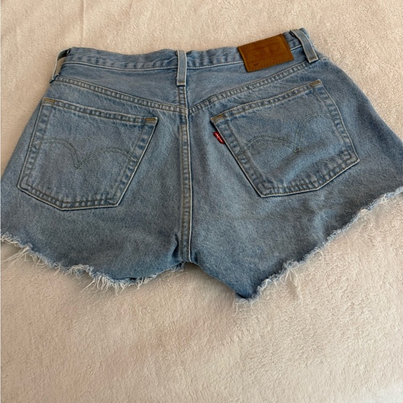 Levi's 501 Button Fly Distressed Jean Shorts - Picture 2 of 4